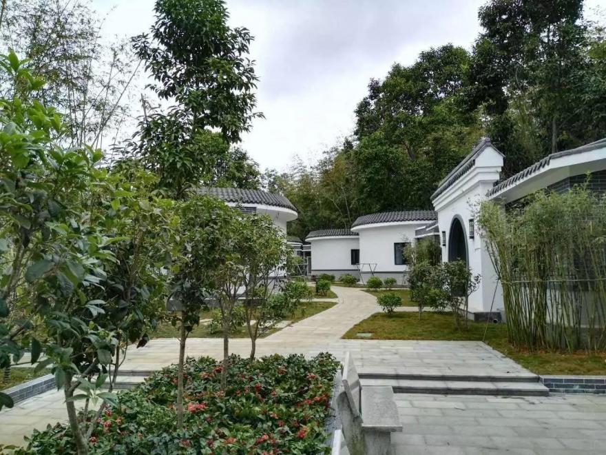 【龍門十三湯】到林豐溫泉度假山莊靜下來，好好感受自然，享受溫泉度假