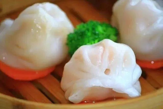 【做您的品質保證，溫泉季首選地】入住意大利山城，人均僅需4xx，盡在花都美林湖溫泉大酒店！